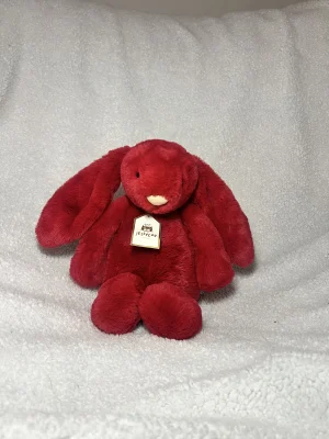 Bashful Luxe Bunny Scarlett Jellycat | Jelly Journal