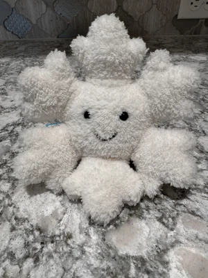 Amuseables Snowflake - Little Jellycat photo uploaded by SnowLeopard821