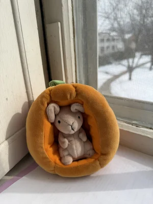 Brambling Mouse Jellycat | Jelly Journal