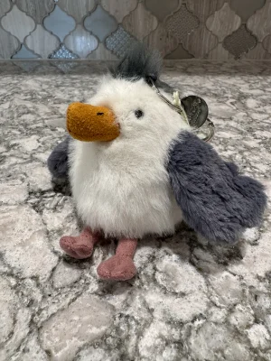 Chip Seagull - Bag Charm Jellycat | Jelly Journal