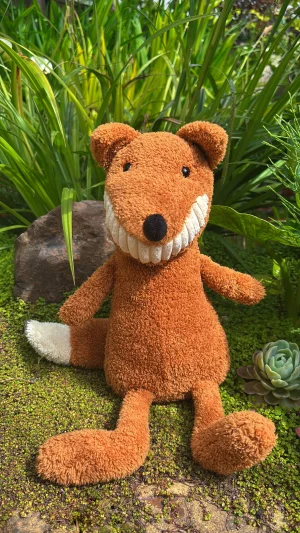 A photo of Toothy Fox Jellycat taken by Jelly_Journey