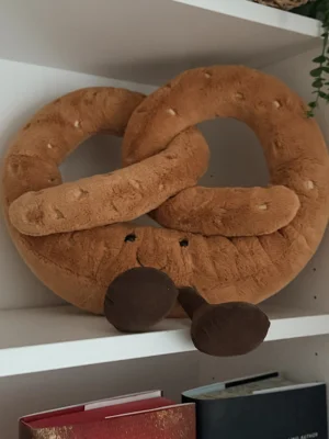Amuseables Pretzel - Huge Jellycat | Jelly Journal