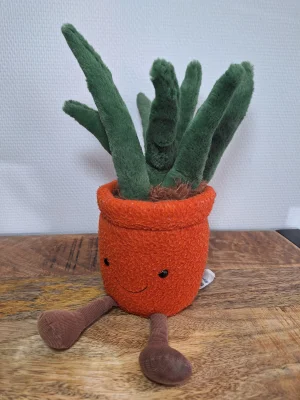 Amuseable Yucca Jellycat photo