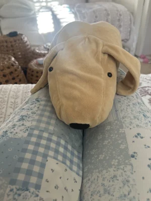 A photo of Mellow Mallow Dog - Large Jellycat taken by Gwynn