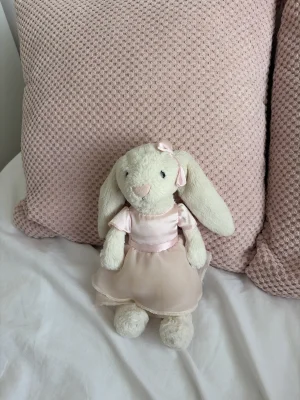 Bella Bunny Ballerina Jellycat photo