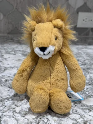 Bashful Lion - Small Jellycat photo uploaded by SnowLeopard821