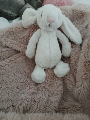 Bashful Cream Bunny - Small Jellycat photo