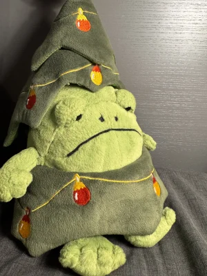 Christmas Tree Ricky Rain Frog Jellycat photo uploaded by Zacthejelly