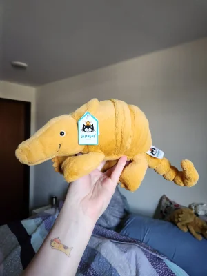 Vividie Armadillo Jellycat photo