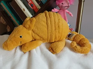 Vividie Armadillo Jellycat photo