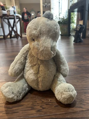 A photo of Puffles Dino - Large Jellycat taken by Jellycatqbrooke