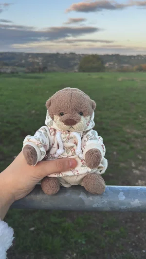 Bashful Otter - Small Jellycat photo