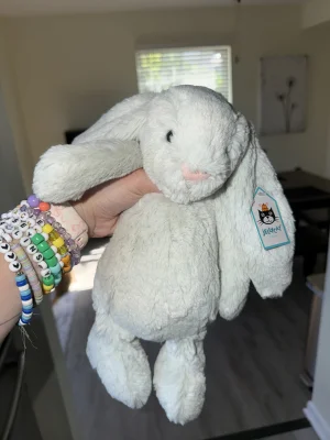Bashful Seaspray Bunny - Medium Jellycat | Jelly Journal