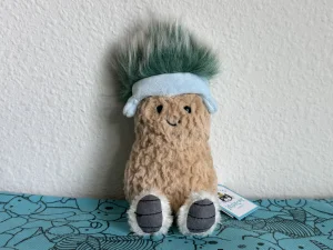 Amuseables Peanut 'Après Ski' Jellycat photo