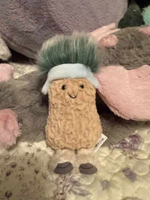 Amuseables Peanut 'Après Ski' Jellycat photo