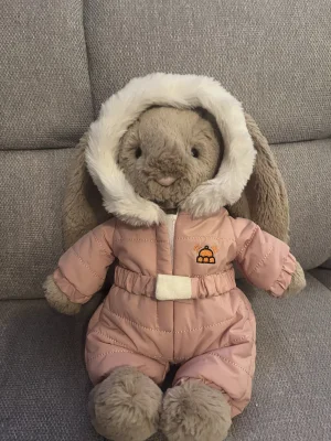 Bashful Bunny 'Snow Suit' Jellycat photo uploaded by Mayajellycats13