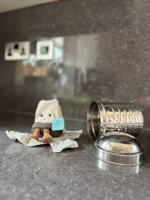 Photo by Jellycatking