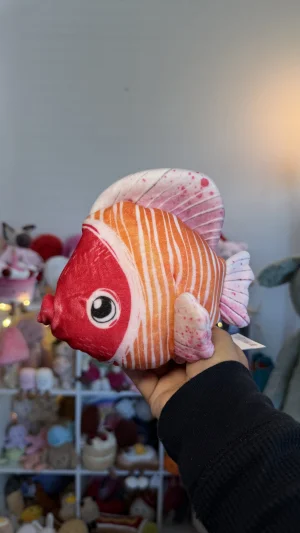A photo of Fishiful Pink Jellycat taken by bronzieandthejellies