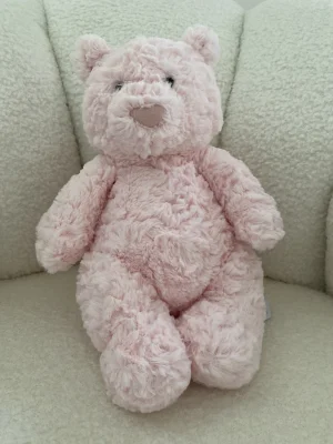 Leola Bear - Medium Jellycat photo