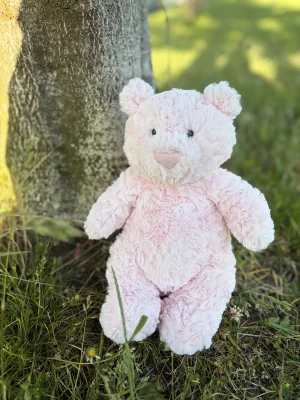 Leola Bear - Medium Jellycat | Jelly Journal