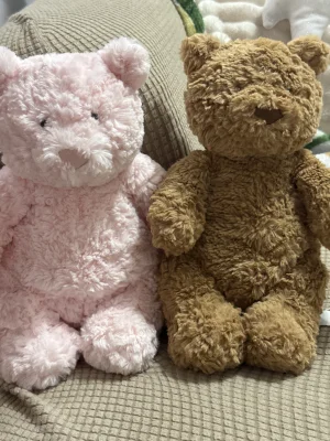 Leola Bear - Medium Jellycat photo