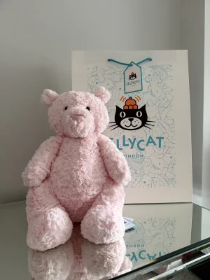 Leola Bear - Large Jellycat | Jelly Journal