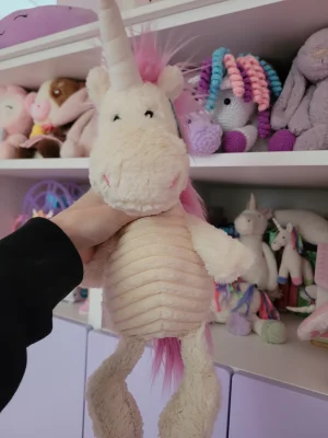 Snagglebaggle Ursula Unicorn Jellycat photo