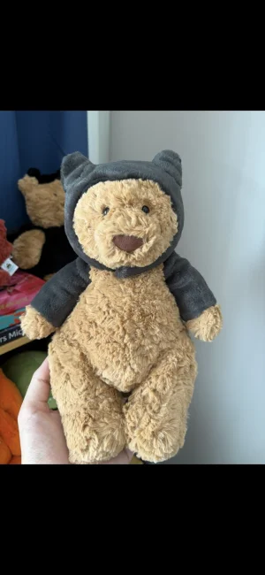 Bartholomew Bear Bat Jellycat | Jelly Journal