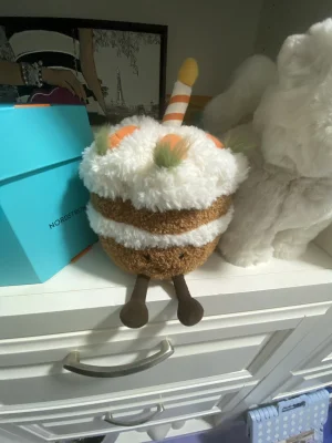 Amuseables Carrot Cake Jellycat photo