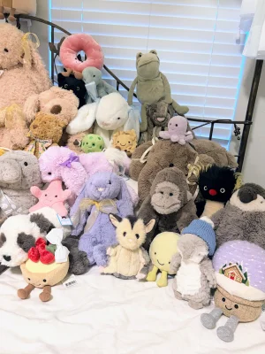 Gregory Gorilla - Medium Jellycat photo