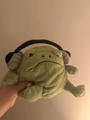 Ricky Rain Frog Headphones Jellycat photo
