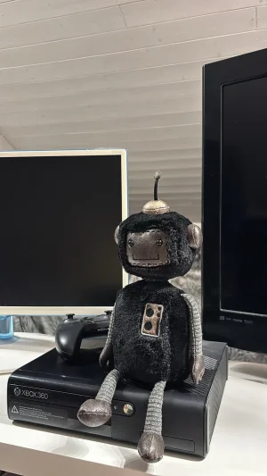 A photo of Jellybot - Big Jellycat taken by Jelly_Journey