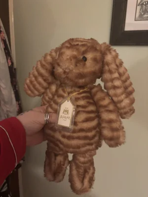 Bashful Luxe Bunny Juniper Jellycat photo uploaded by Slanelivhill