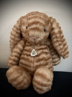 Bashful Luxe Bunny Juniper Jellycat photo