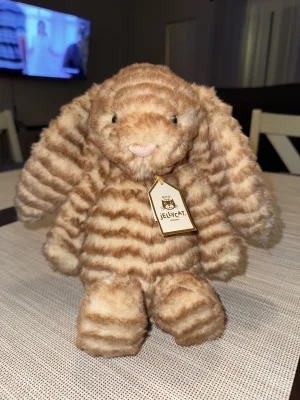 Bashful Luxe Bunny Juniper Jellycat photo