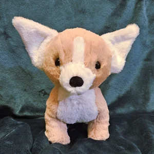 Isobel Chihuahua Jellycat photo