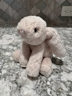Smudge Rabbit Bag Charm Jellycat photo uploaded by SnowLeopard821
