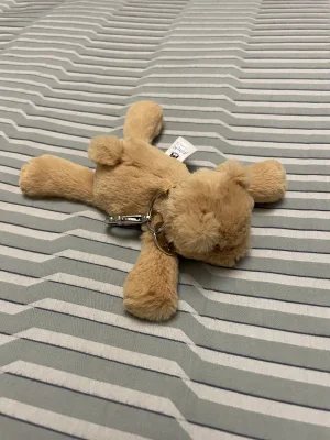 Smudge Bear Bag Charm Jellycat | Jelly Journal