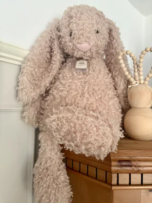 Bashful Luxe Bunny Curly - Huge Jellycat | Jelly Journal