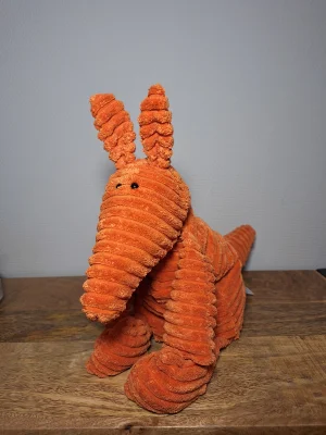 A photo of Cordy Roy Aardvark - Medium Jellycat taken by Sofie