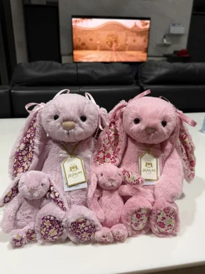 Thistlepop Blossom Luxe Bunny Jellycat | Jelly Journal