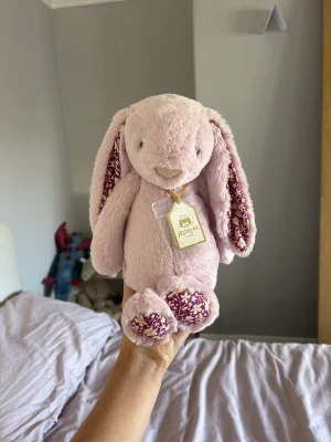 Thistlepop Blossom Luxe Bunny Jellycat photo