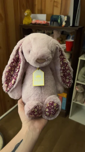 Thistlepop Blossom Luxe Bunny Jellycat | Jelly Journal