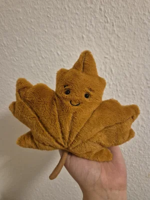 Woodland Maple Tree Leaf - Small Jellycat photo