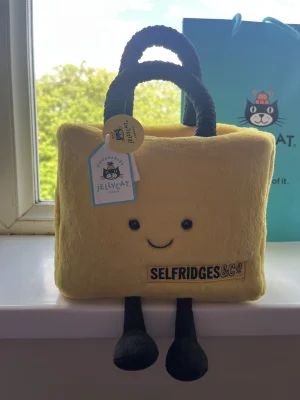  Amuseables Selfridges Bag ぬいぐるみ Amuseables Selfridges Bag Jellycat | Jelly Journal