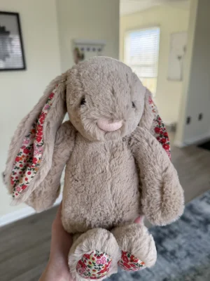 Bashful Posy Blossom Bunny - Medium Jellycat | Jelly Journal