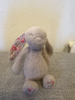 Bashful Posy Blossom Bunny - Medium Jellycat photo