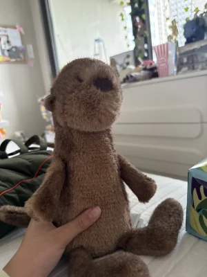Brooke Otter Jellycat photo