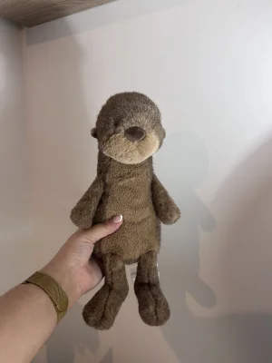 Brooke Otter Jellycat photo