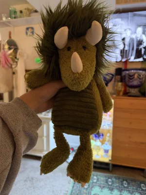 Snagglebaggle Dennis Dino Jellycat photo